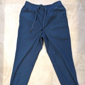 Men's VRST joggers size small